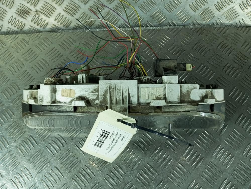 Щиток приборов (приборная панель) к Nissan  Vanette С23 (95-02)
