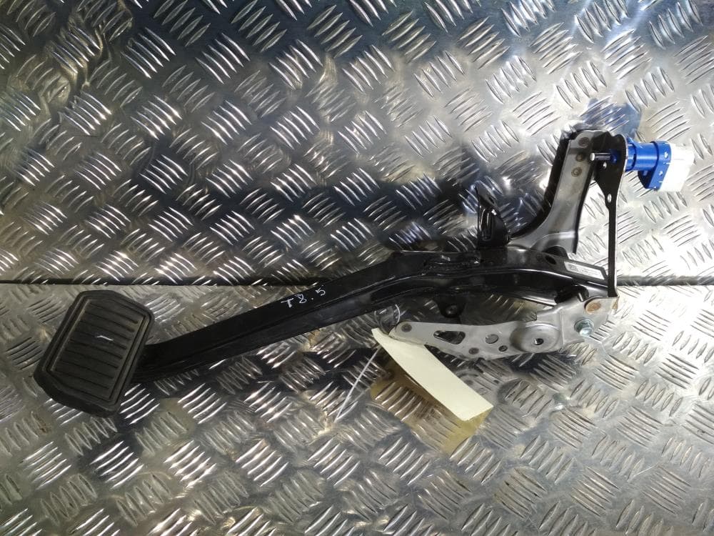 Педаль тормоза к Tesla Model X (15-21)