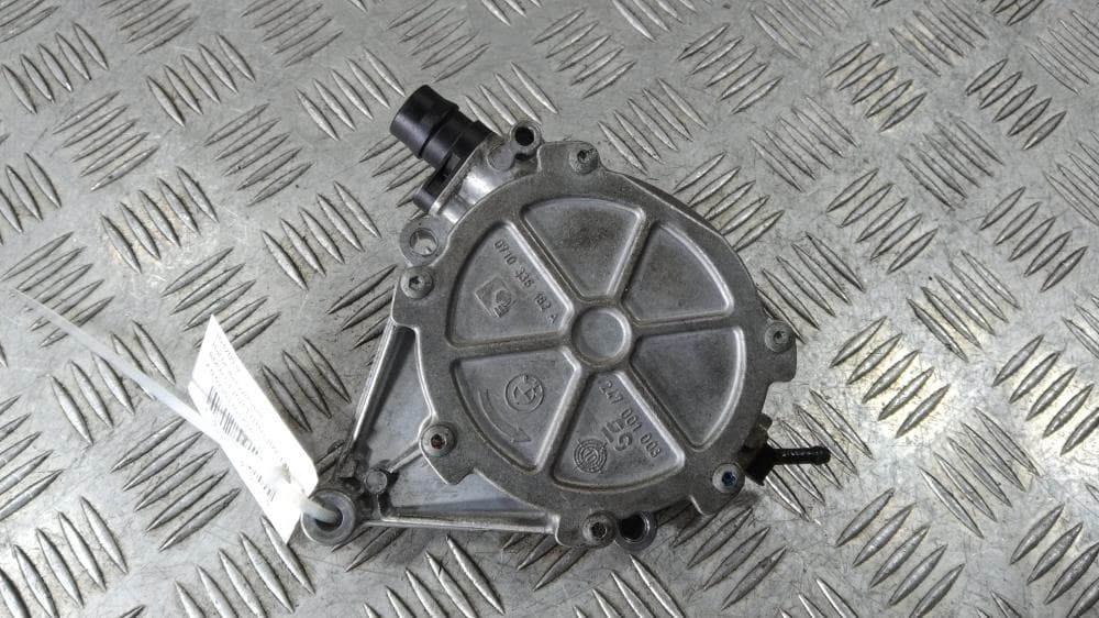 Насос вакуумный к BMW 5 F10/F11/F07 (09-13)