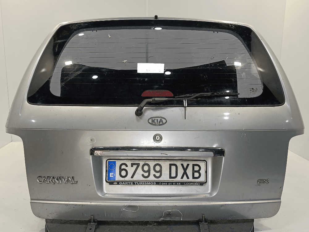 Крышка багажника (дверь 3-5) к Kia Carnival 1 Рестайлинг (02-06)