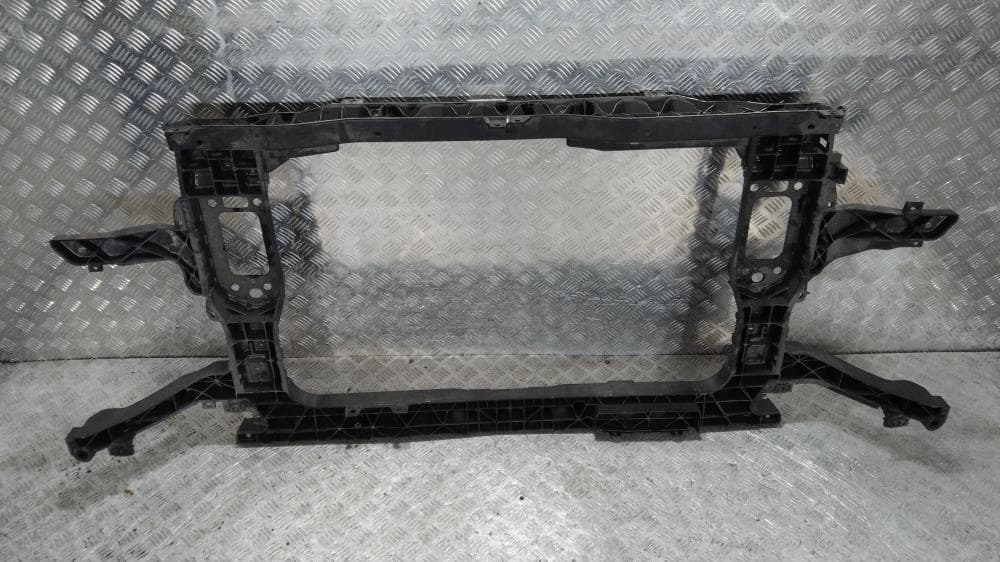 Передняя панель крепления облицовки (телевизор) к Hyundai Santa Fe TM (18-20)