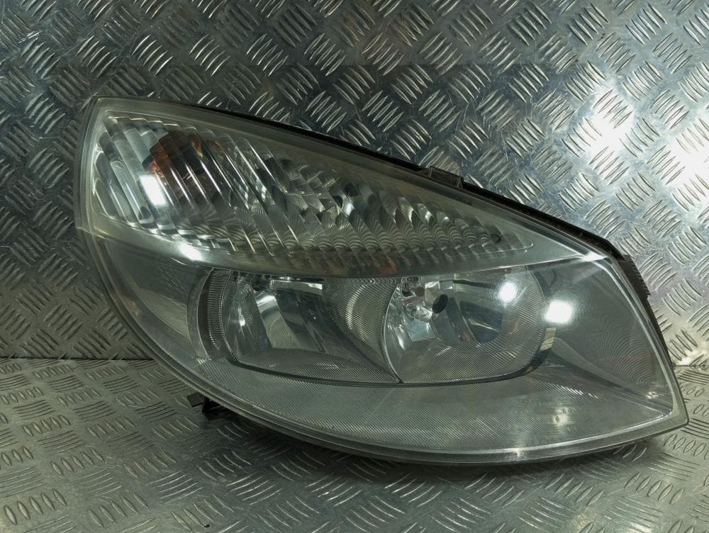 Фара правая к Renault Scenic 2 (03-06)