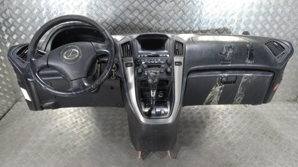 Панель передняя салона (торпедо) к Lexus RX 1 (97-03)