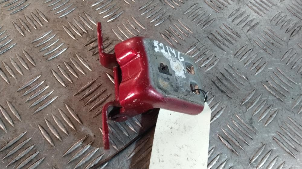 Петля двери передней правой к Chrysler PT-Cruiser 1 (00-06)