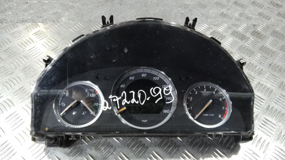 Щиток приборов (приборная панель) к Mercedes C Class W204/S204/C204 (07-12)