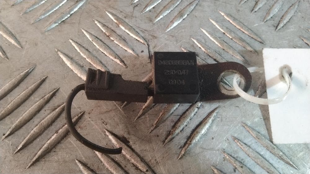 Конденсатор к Chrysler Sebring 2 (00-03)