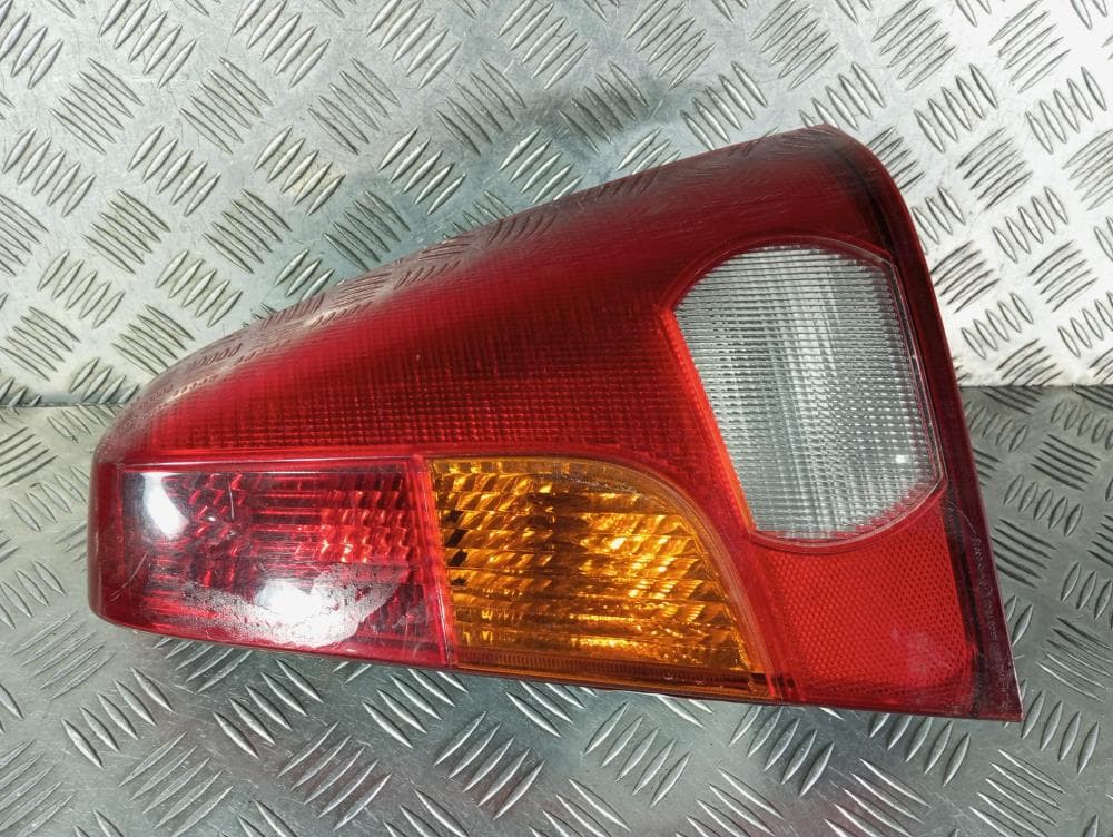 Фонарь задний правый к Renault Logan 1 (04-09)