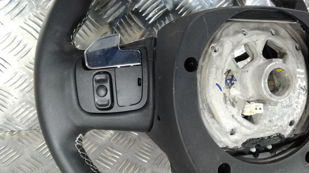 Руль к Jeep Grand Cherokee WL (21-24)