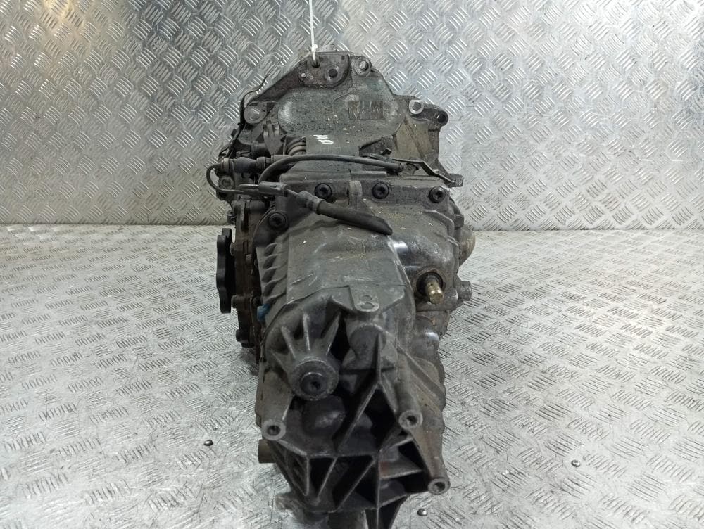 КПП механическая (МКПП) к Audi A4 B6 (01-05)