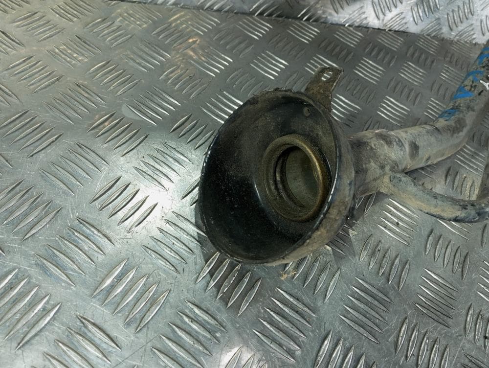 Горловина топливного бака к Nissan  Almera N16 Рестайлинг (03-06)