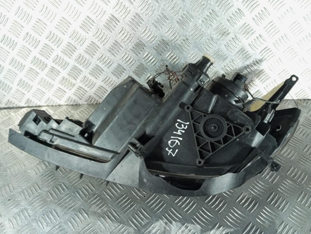 Фара правая к Mazda 3 BK (03-06)