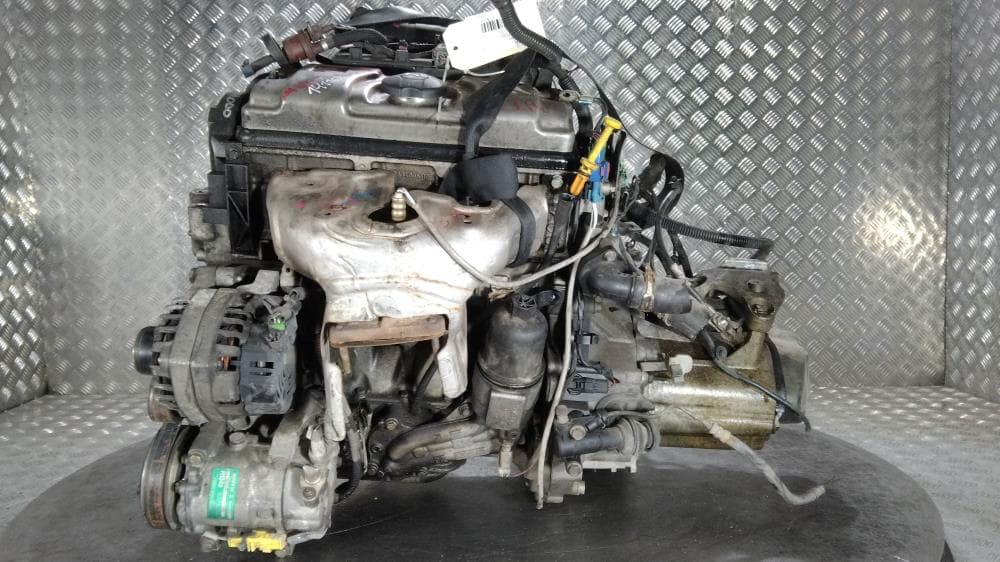 Двигатель к Citroen C3 1 (02-06)