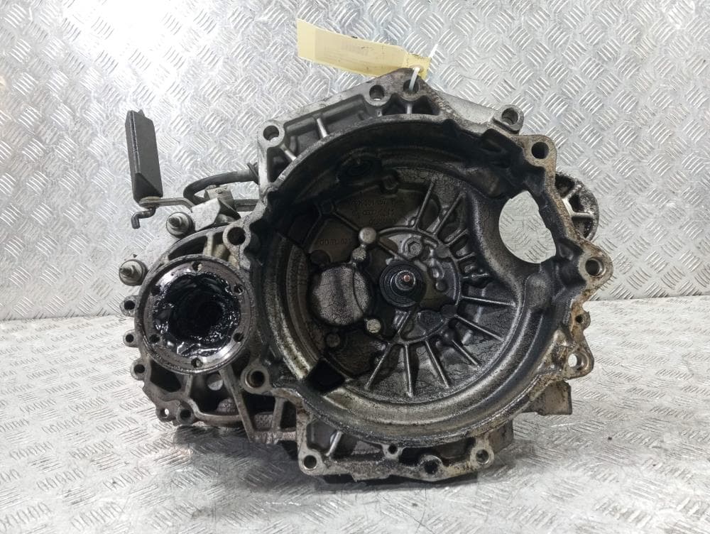 КПП механическая (МКПП) к Volkswagen Golf 4 (97-06)