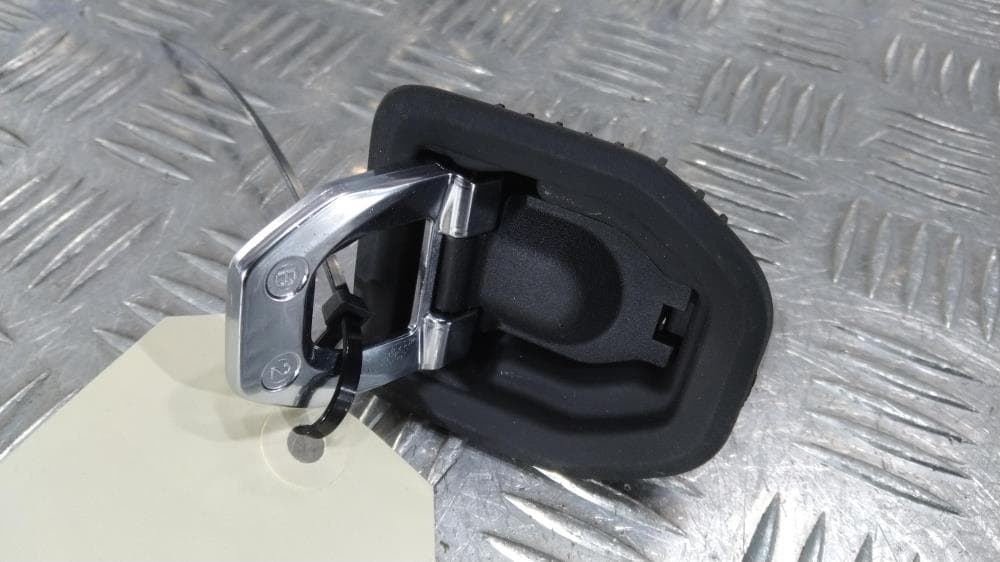 Петля крепления груза к Jeep Grand Cherokee WL (21-24)