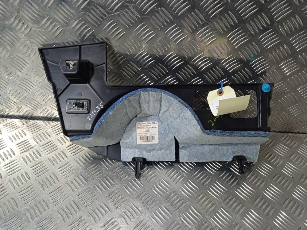 Обшивка багажника к Tesla Model X (15-21)