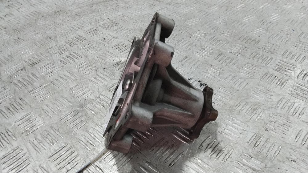 Помпа к Hyundai H1 2 (07-15)