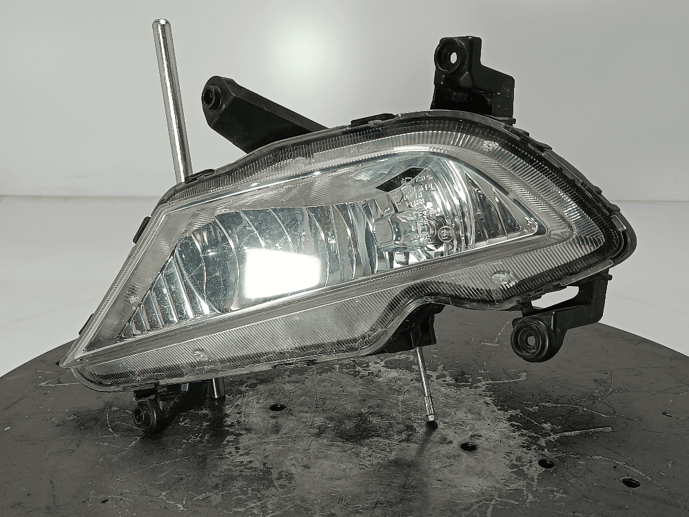 Фара противотуманная левая к Hyundai i20 2 (14-18)