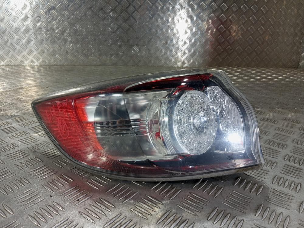 Фонарь задний левый к Mazda 3 BL (09-11)
