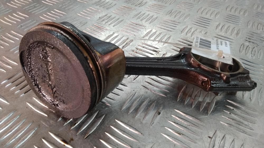 Поршень к Audi A4 B6 (01-05)