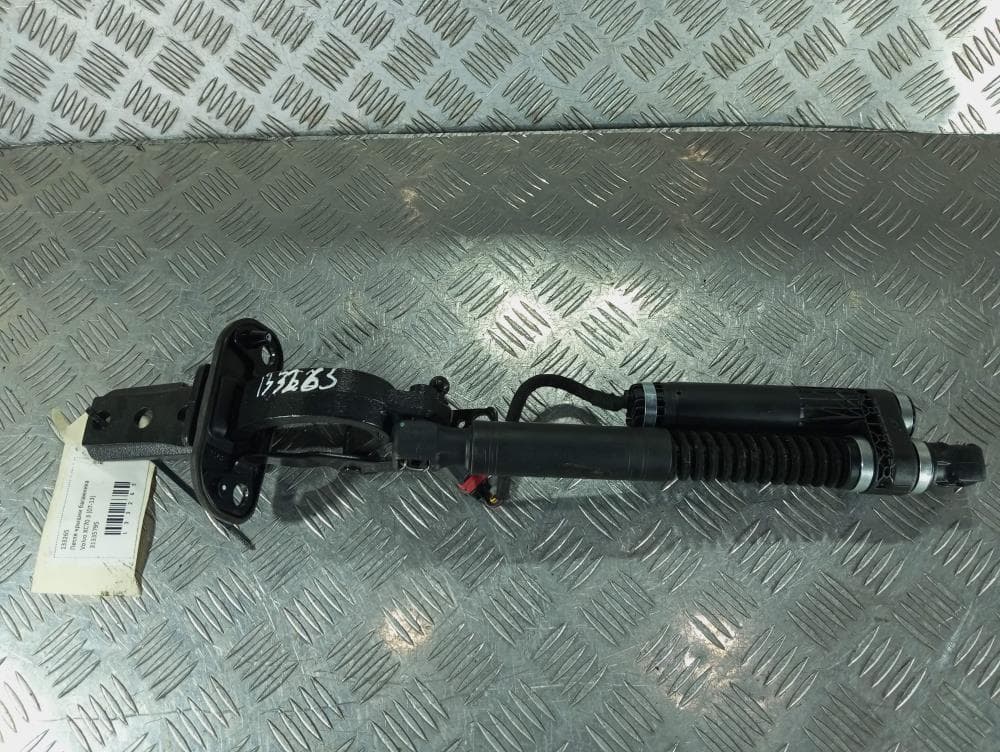 Петля крышки багажника к Volvo XC70 3 (07-13)