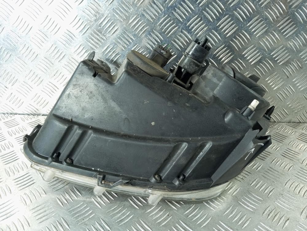 Фара правая к Renault Duster 1 (10-15)