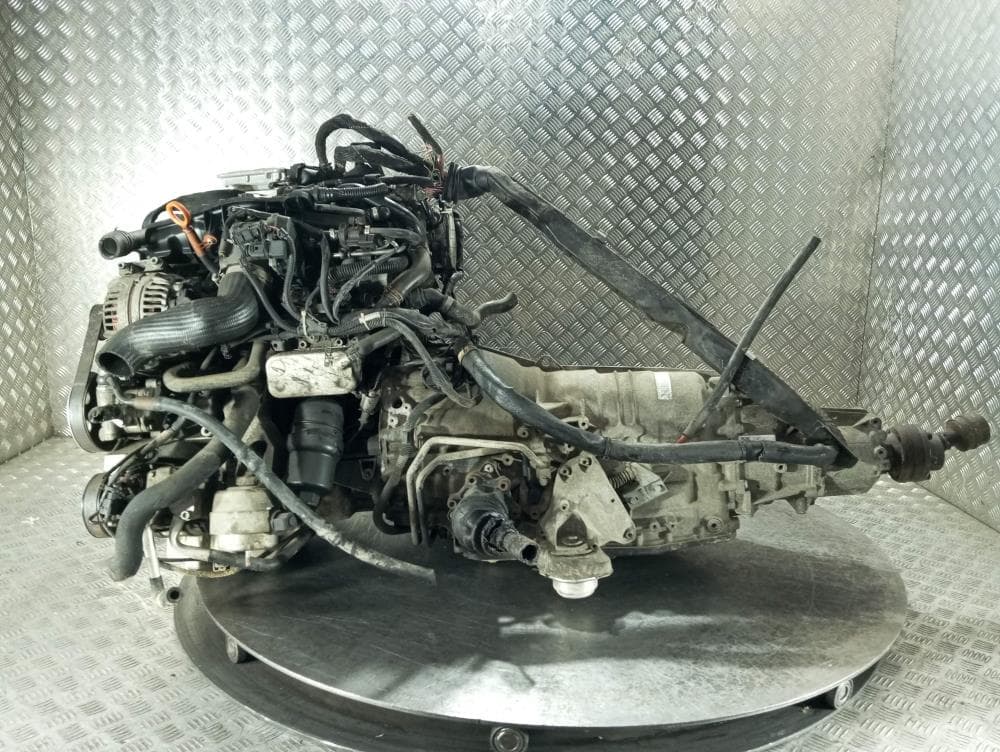 Двигатель к Audi A4 B7 (04-09)