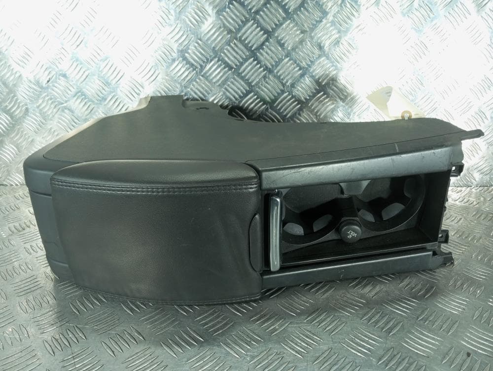 Подлокотник к Volvo S60 2 (10-13)