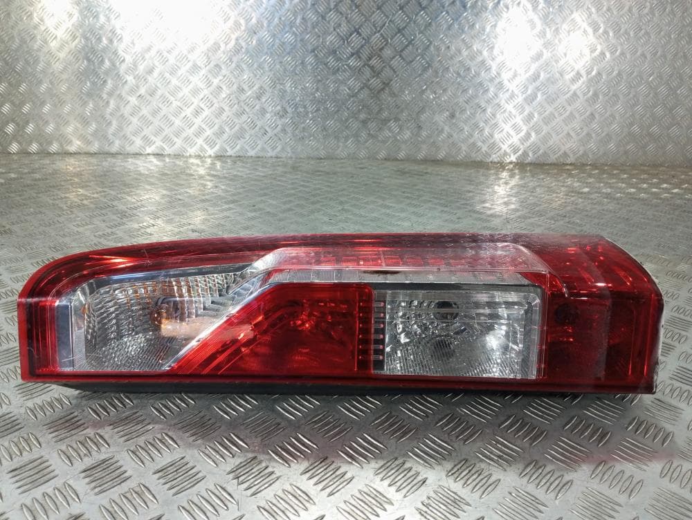 Фонарь задний правый к Renault Master 3 (10-14)