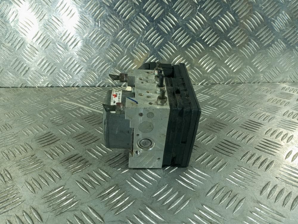 Блок ABS к Mitsubishi Outlander 3 Рестайлинг (14-16)