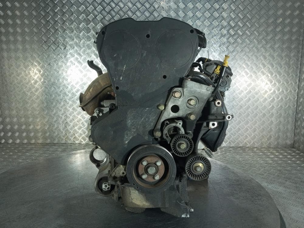 Двигатель к Citroen C5 1 (01-04)