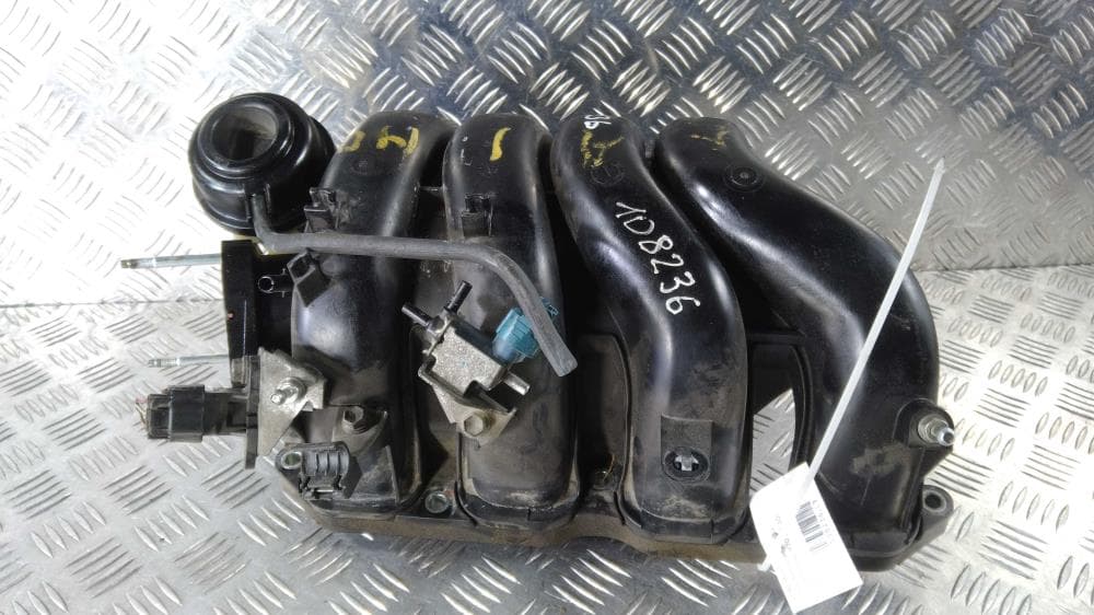 Коллектор впускной к Toyota Voxy R70 (07-10)