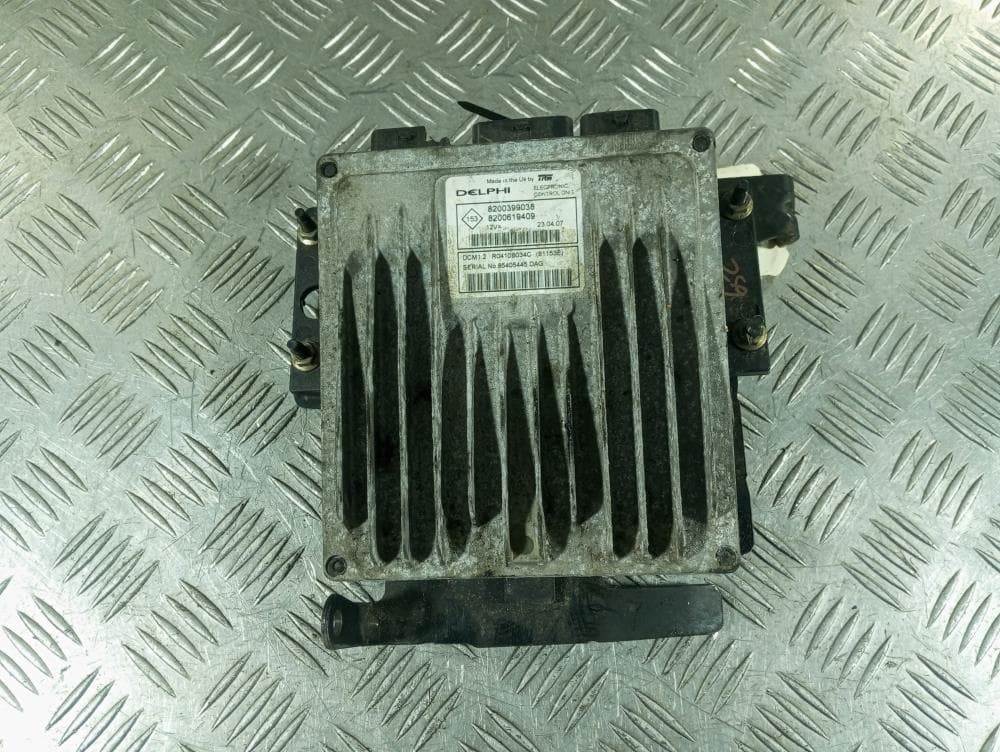 Блок управления двигателем к Renault Megane 2 (02-06)