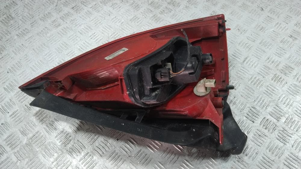 Фонарь задний правый к Renault Megane 2 (02-06)
