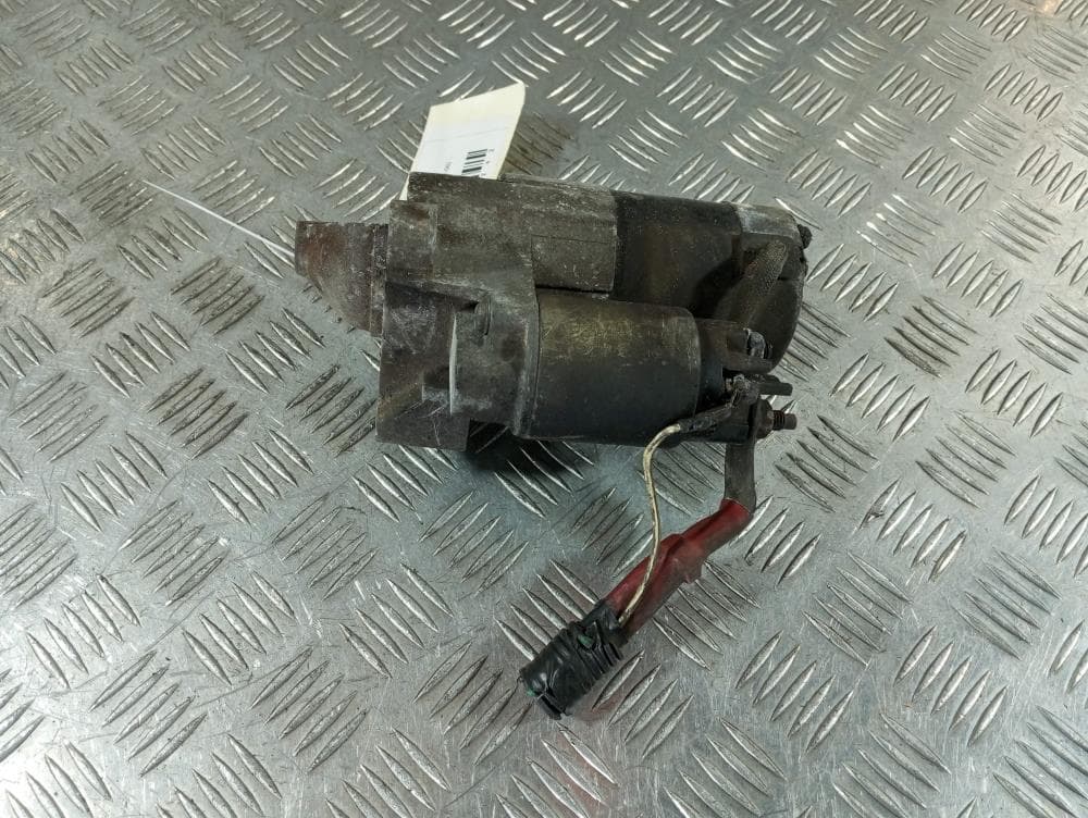 Стартер к Renault Megane 2 (02-06)