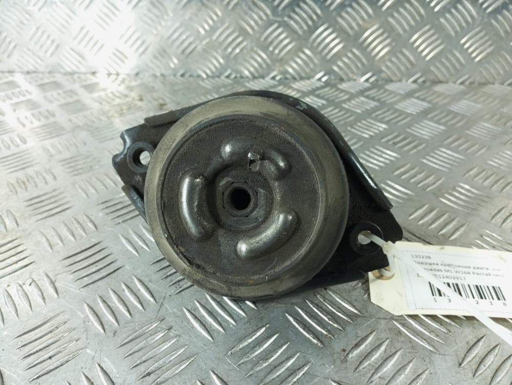 Подушка крепления двигателя к Mercedes ML W164 Рестайлинг (08-11)