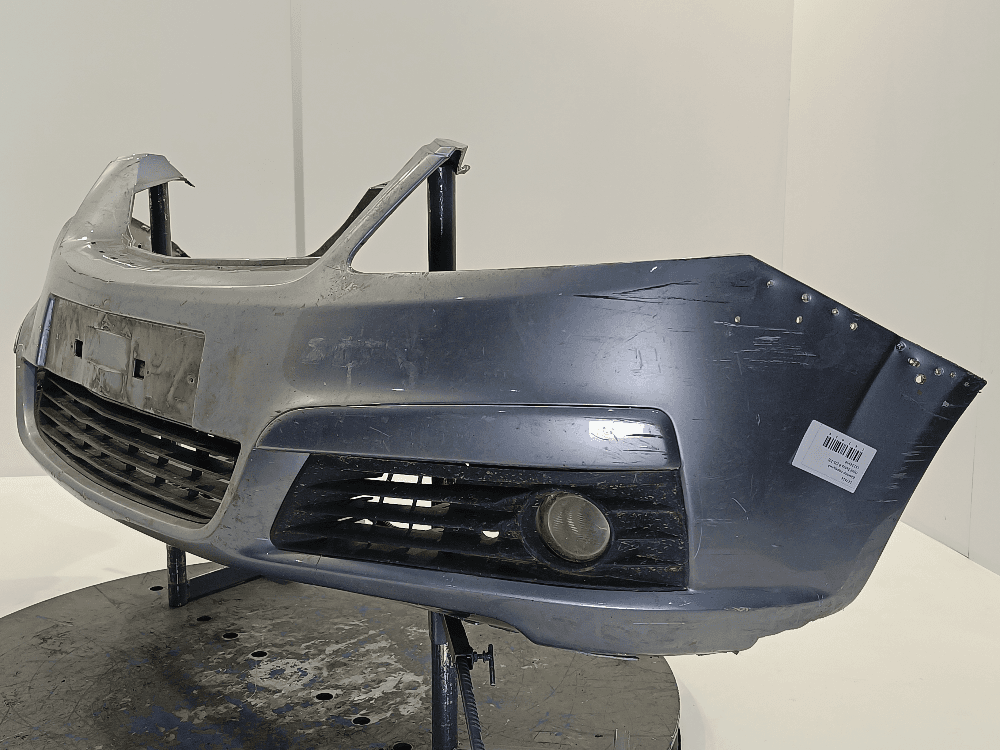 Бампер передний к Opel Zafira B (05-10)