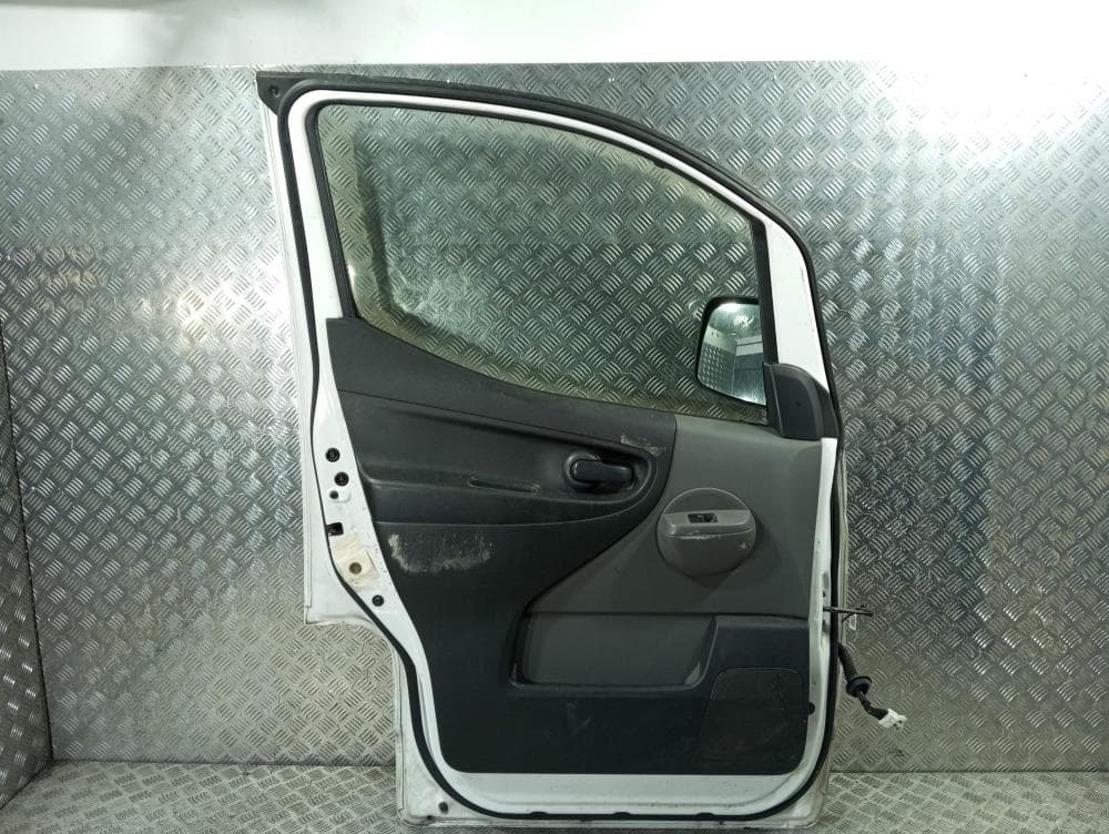 Дверь передняя левая к Nissan  NV200 (09-24)