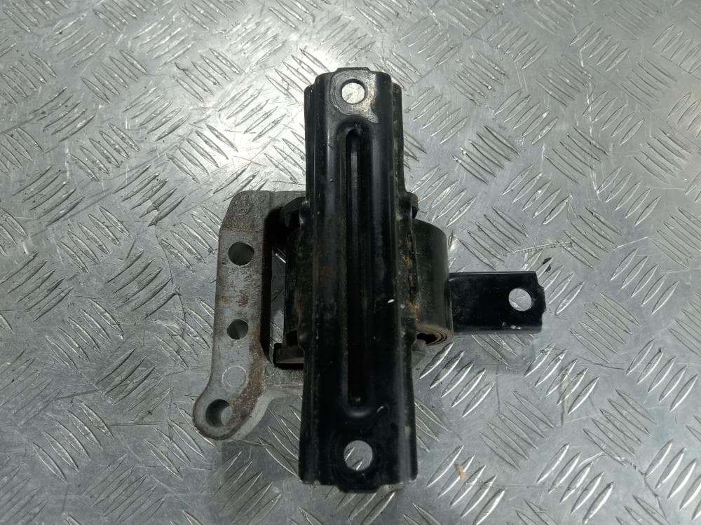 Подушка крепления КПП к Mitsubishi Outlander 2 (07-10)