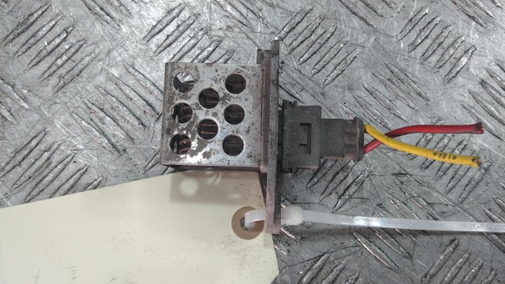 Сопротивление печки к Renault Scenic 1 (96-99)