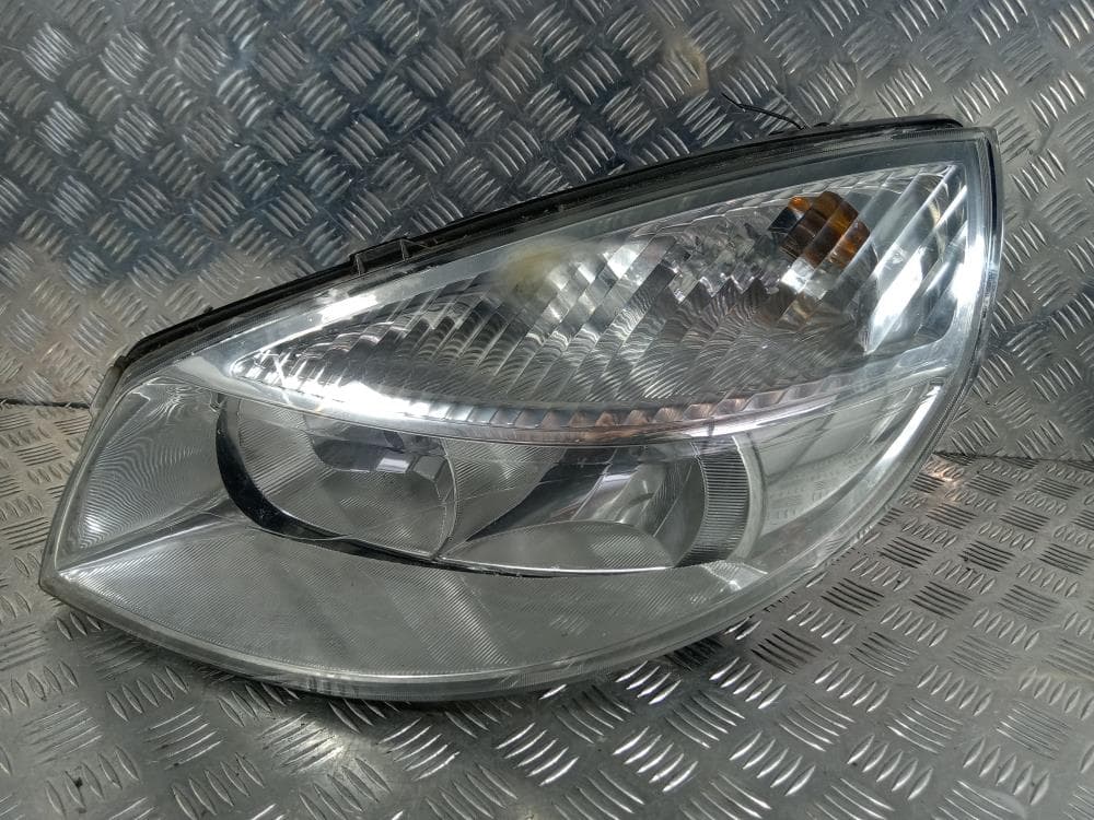 Фара левая к Renault Scenic 2 (03-06)