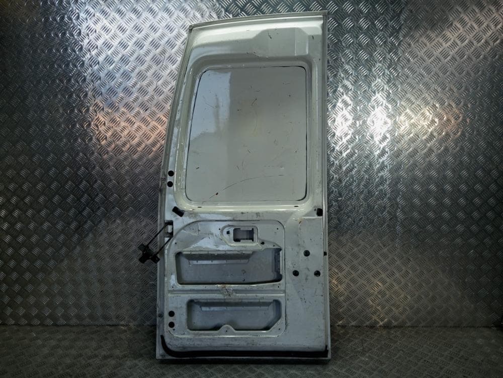 Дверь задняя распашная правая к Citroen Jumpy 1 (94-06)