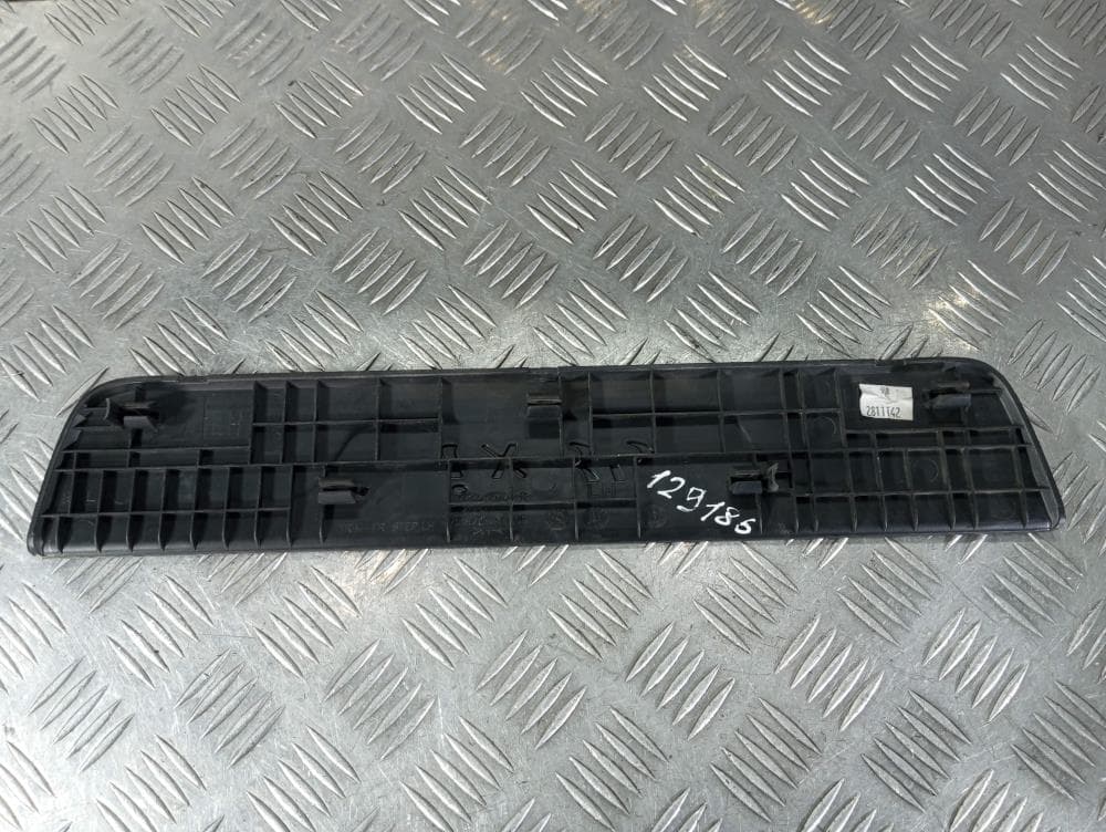 Накладка на порог к Hyundai ix35 1 (10-13)
