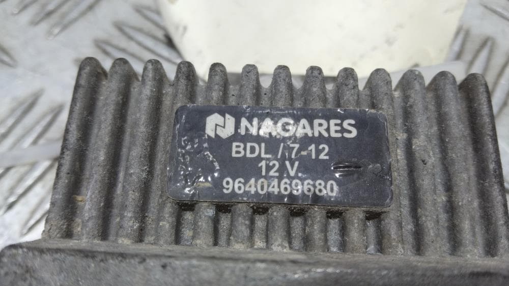 Реле накала свечей к Citroen C5 1 Рестайлинг (04-08)