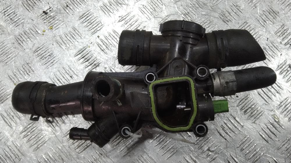 Корпус термостата к Peugeot 407 (04-11)