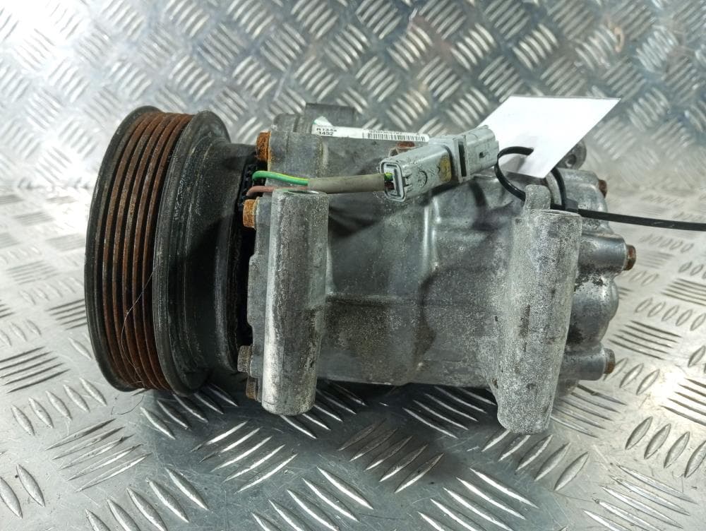 Компрессор кондиционера к Renault Clio 3 (05-09)