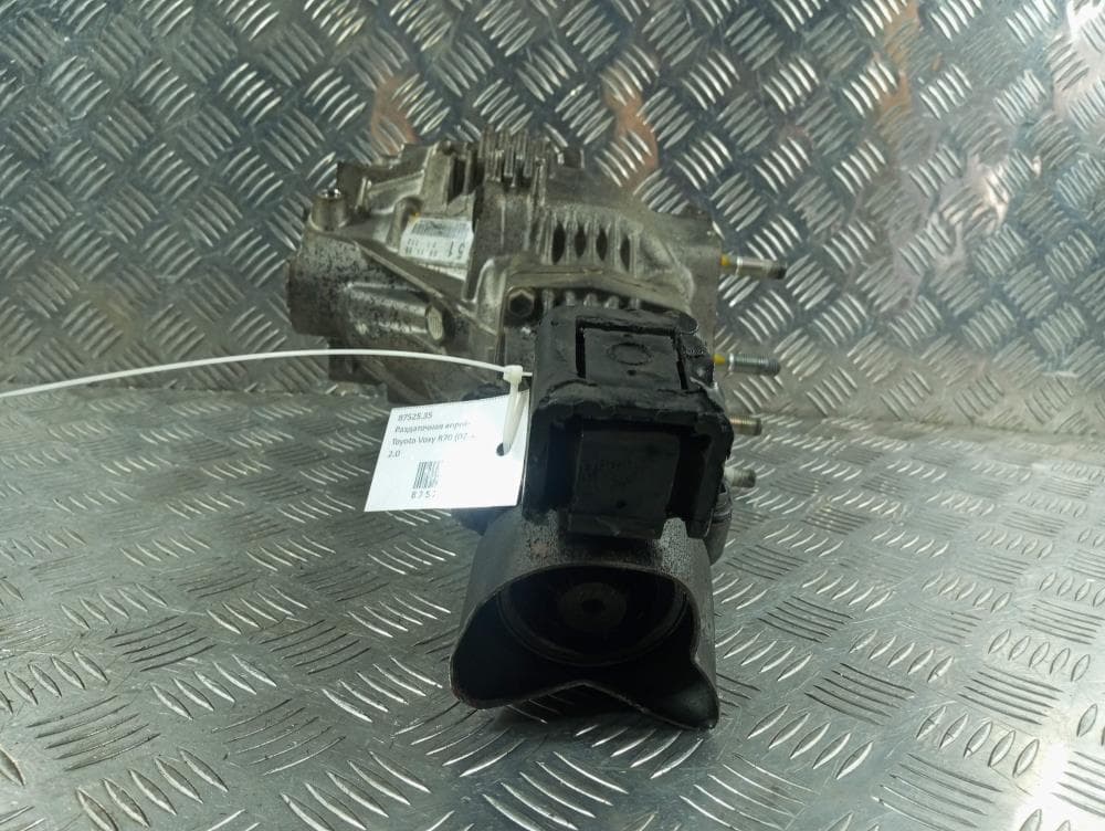 Раздаточная коробка к Toyota Voxy R70 (07-10)