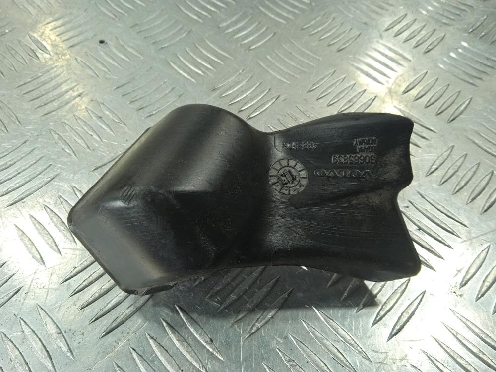 Воздуховод к Volvo V70 3 (07-13)