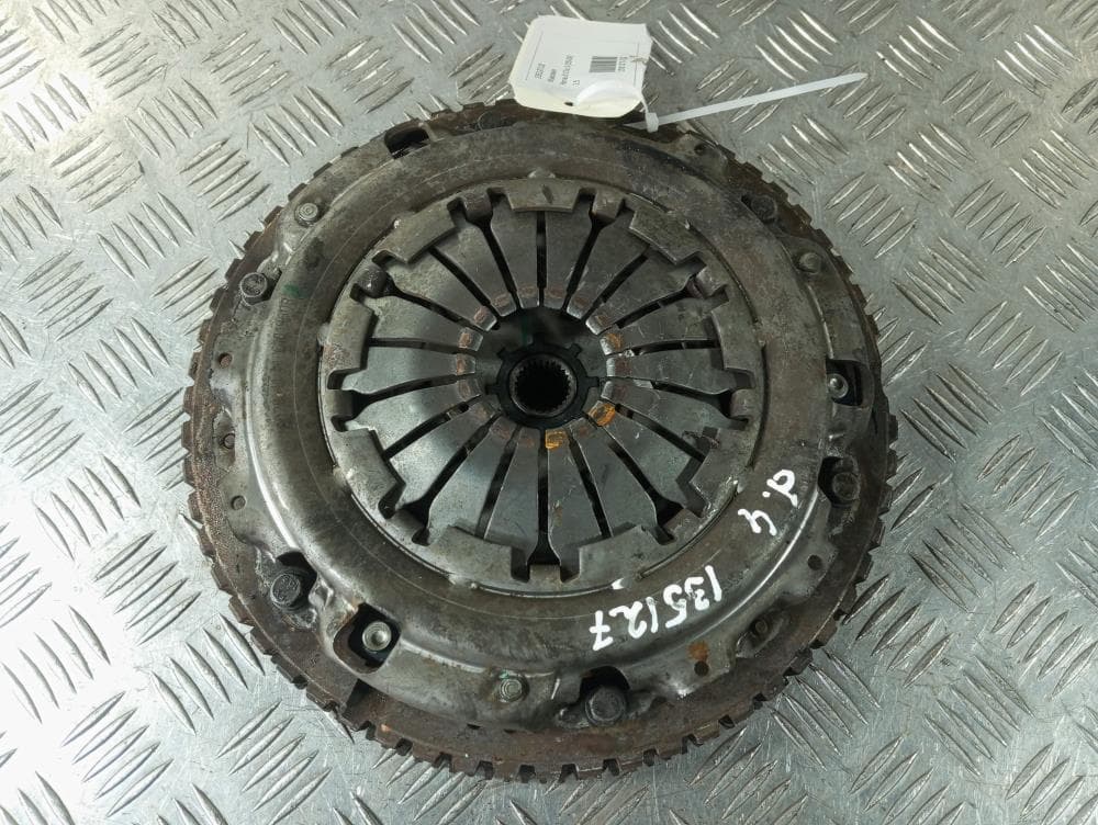 Маховик к Renault Clio 3 (05-09)