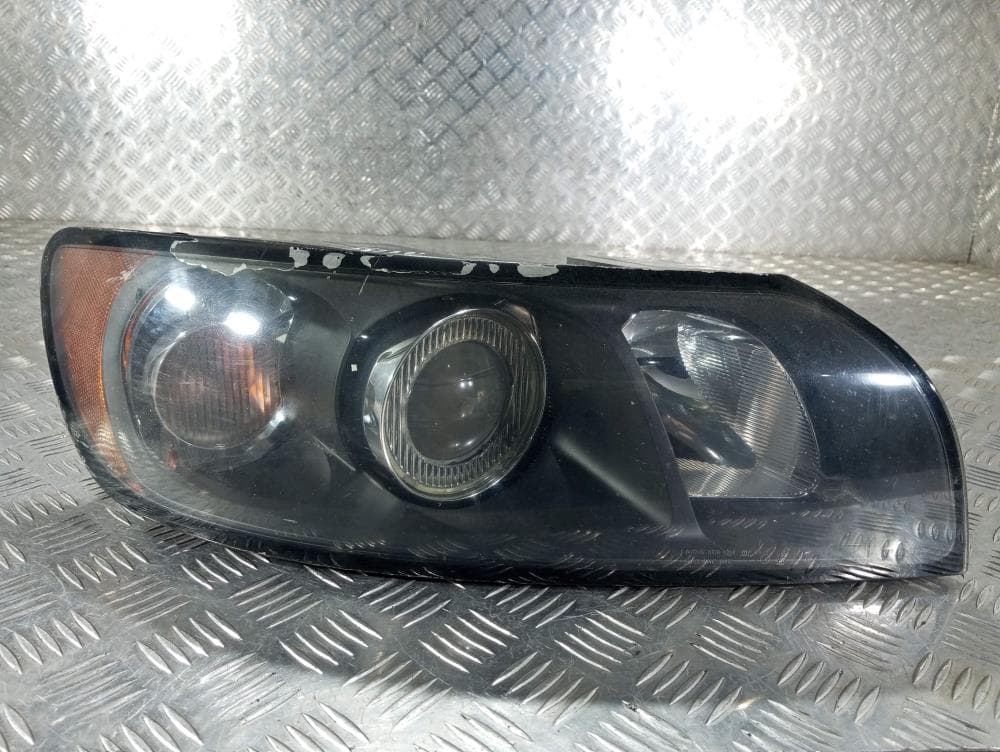 Фара правая к Volvo S40 2 (04-07)