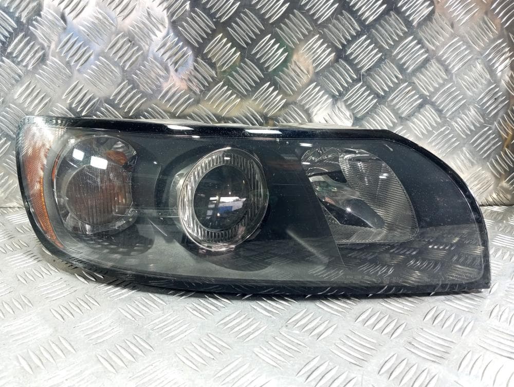 Фара правая к Volvo S40 2 (04-07)